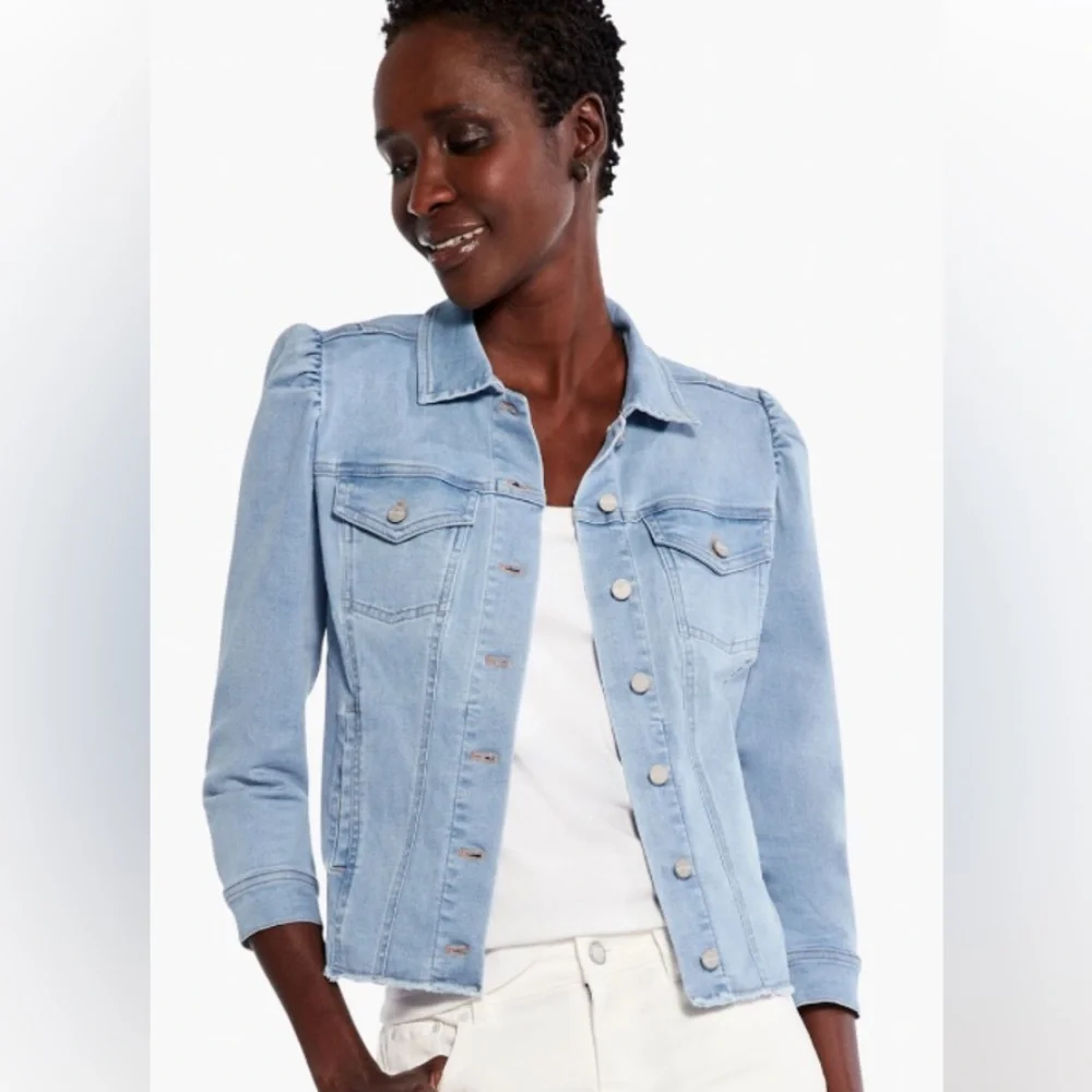 NIC+ZOE Denim Jacket 1X Light Blue Stretch Femme Girly Details - Picture 1 of 10